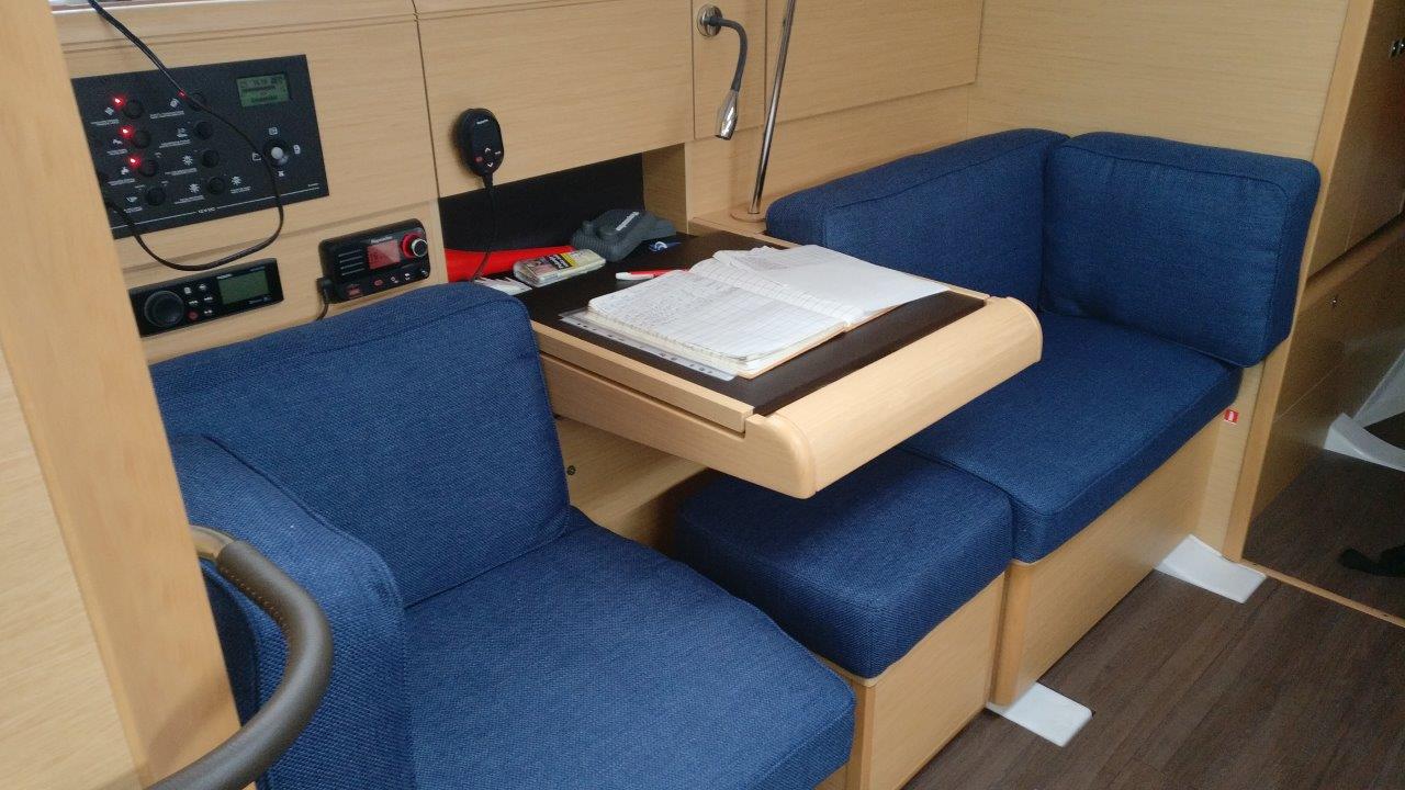 Sun Odyssey 419 - 3 cab. — photo 15