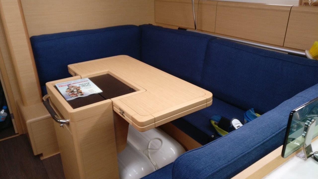 Sun Odyssey 419 - 3 cab. — photo 17