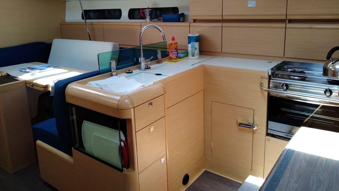 Sun Odyssey 419 - 3 cab. — photo 19