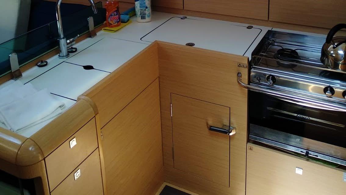 Sun Odyssey 419 - 3 cab. — photo 20