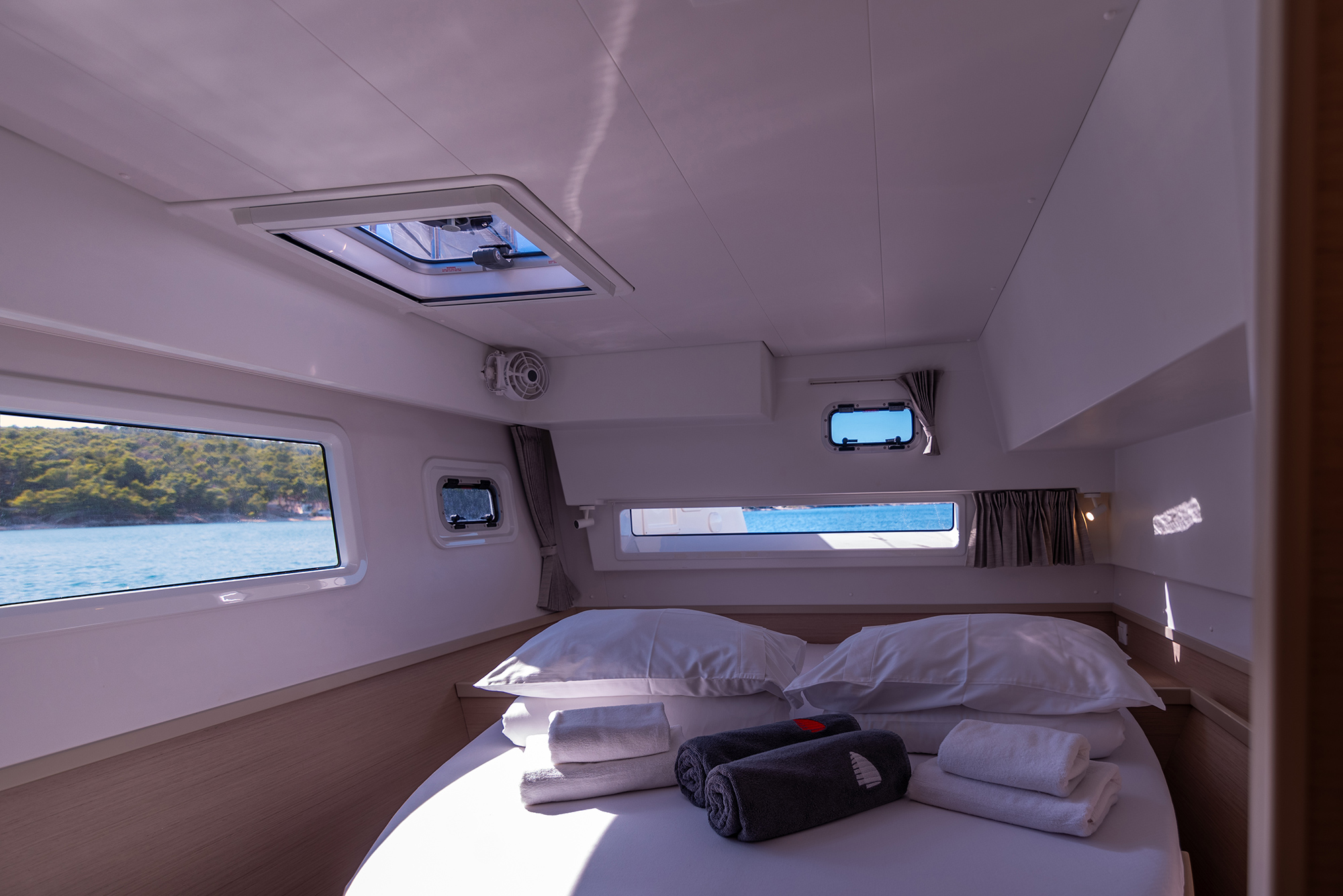Lagoon 42 OW — photo 14