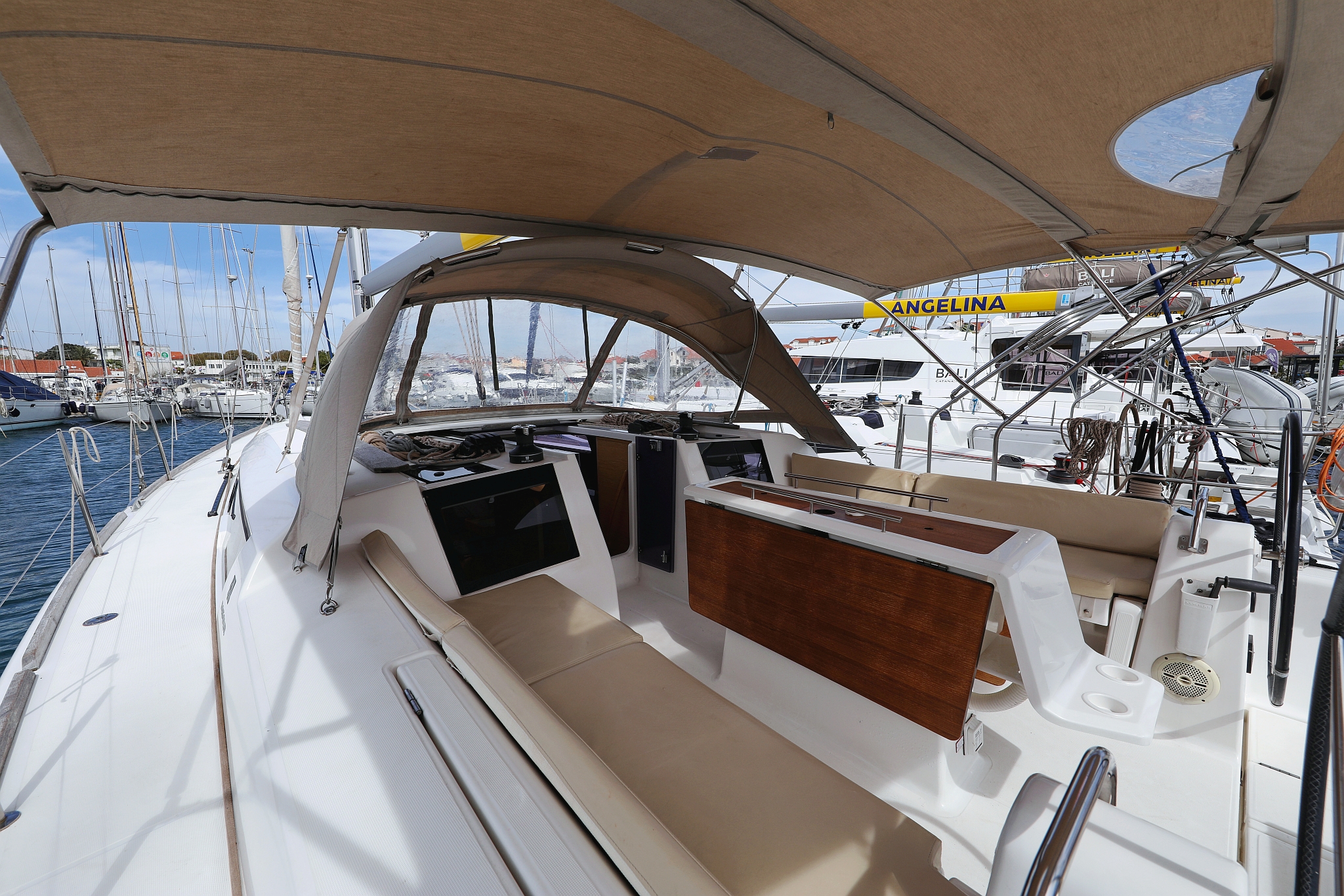 Dufour 412 GL — photo 42