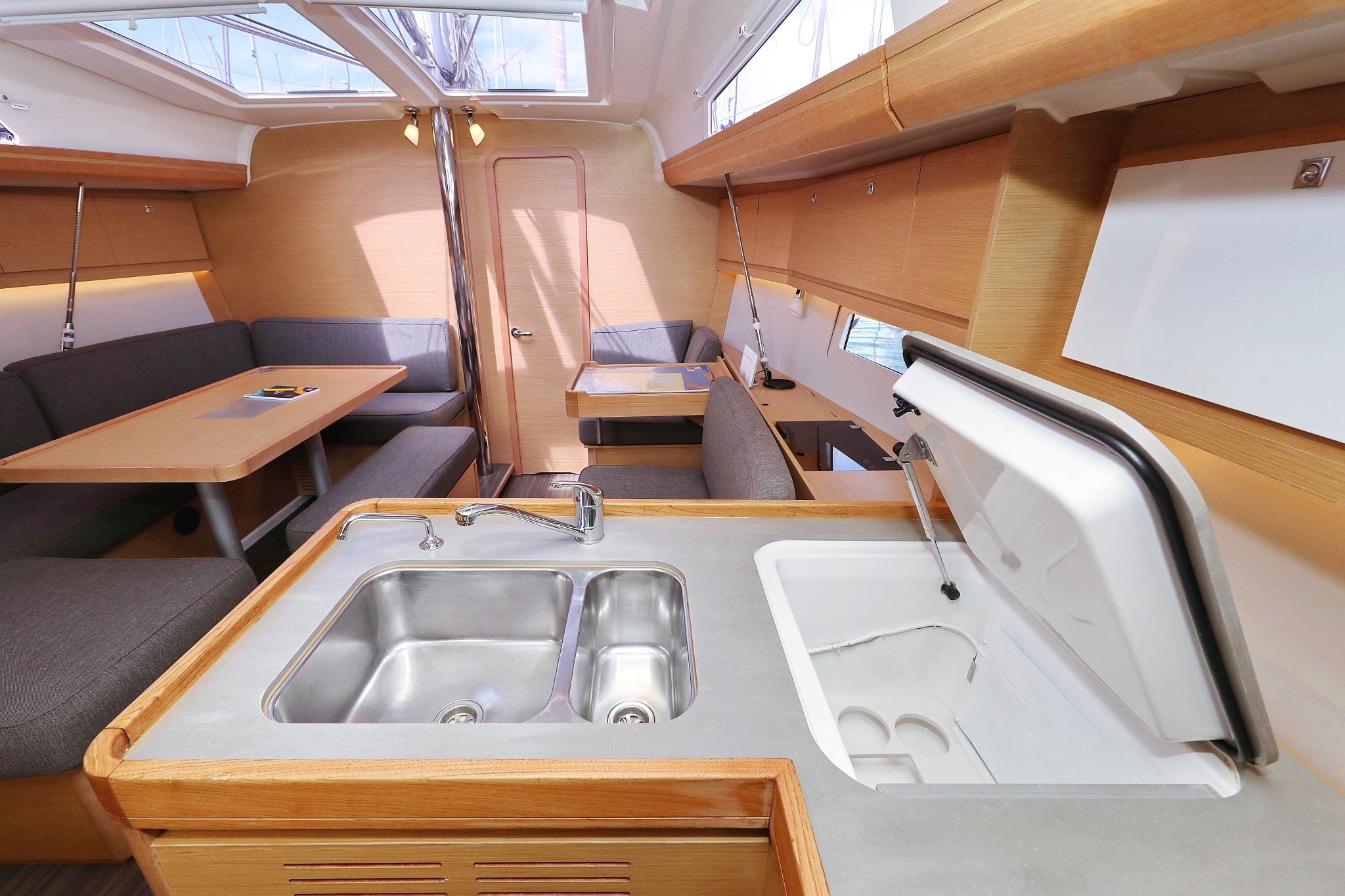 Dufour 412 GL — photo 29
