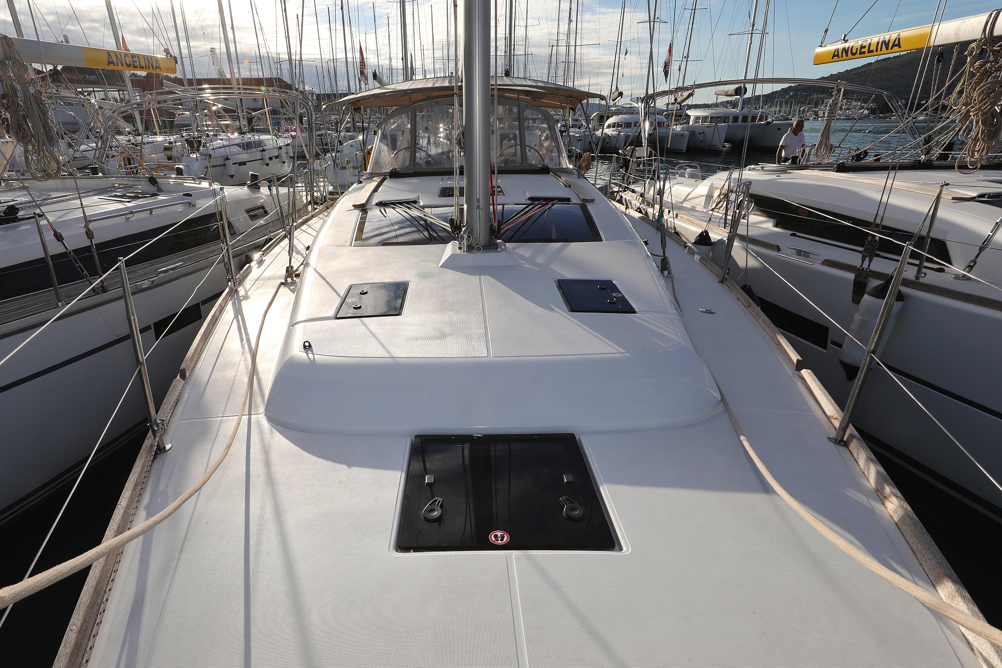 Dufour 412 GL — photo 11