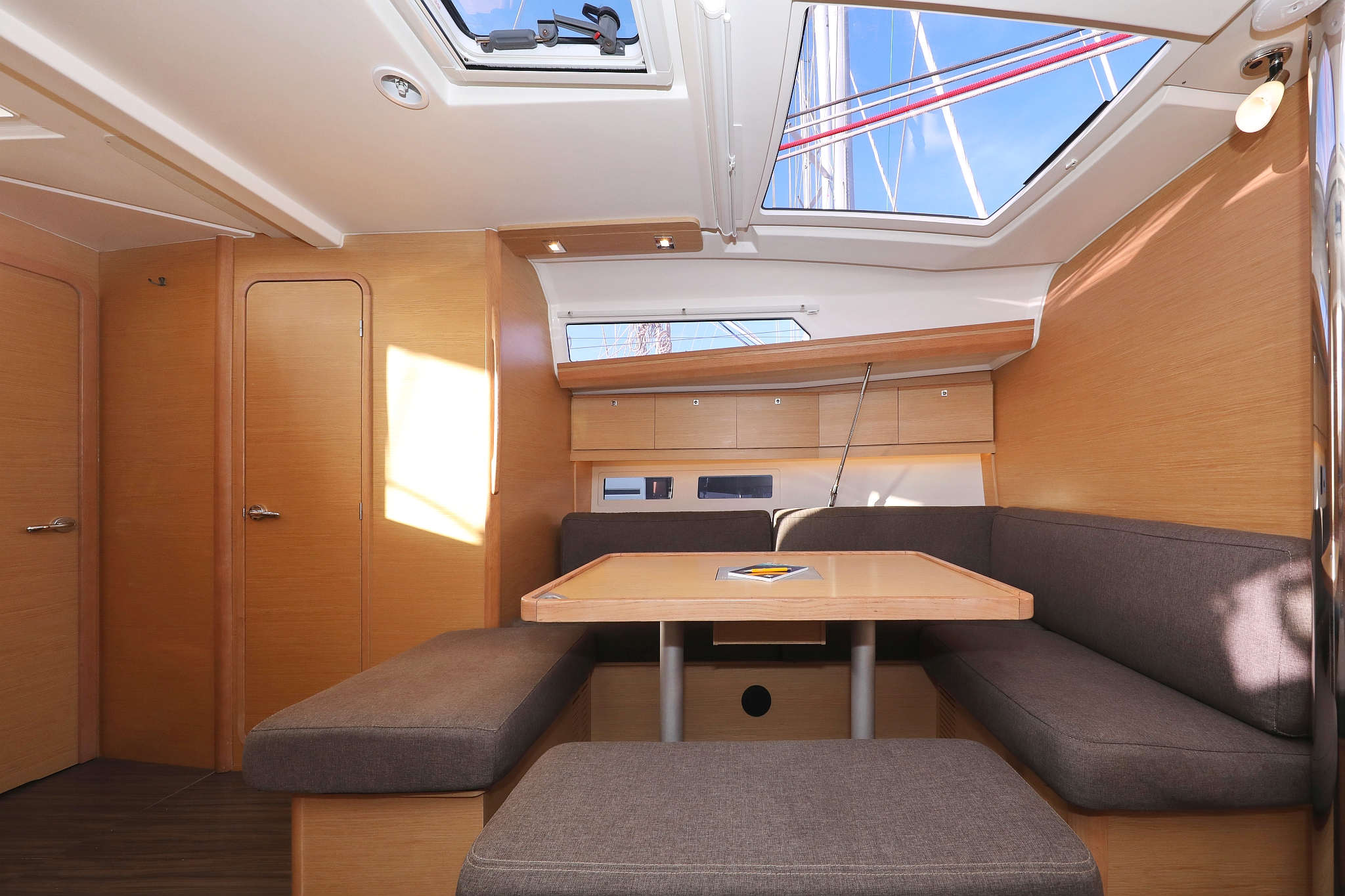 Dufour 412 GL — photo 17