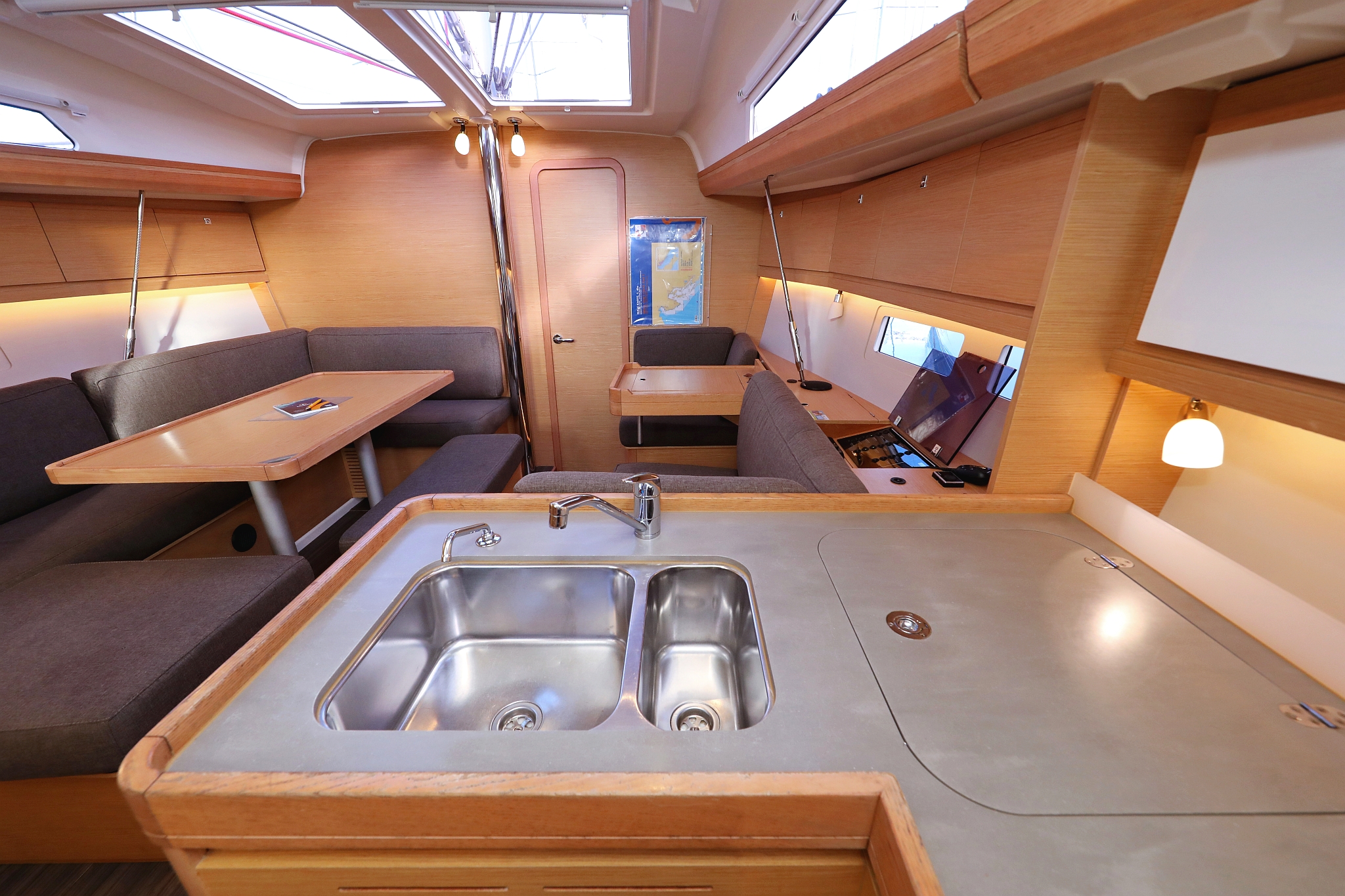 Dufour 412 GL — photo 22