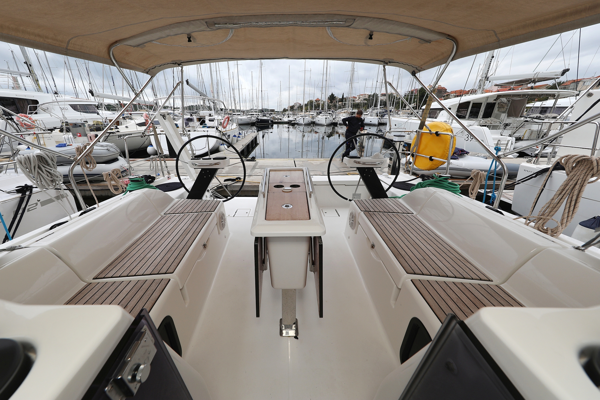 Dufour 390 GL — photo 8