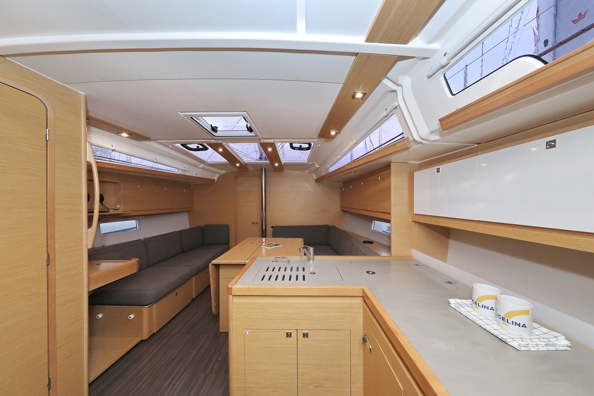 Dufour 390 GL — photo 13