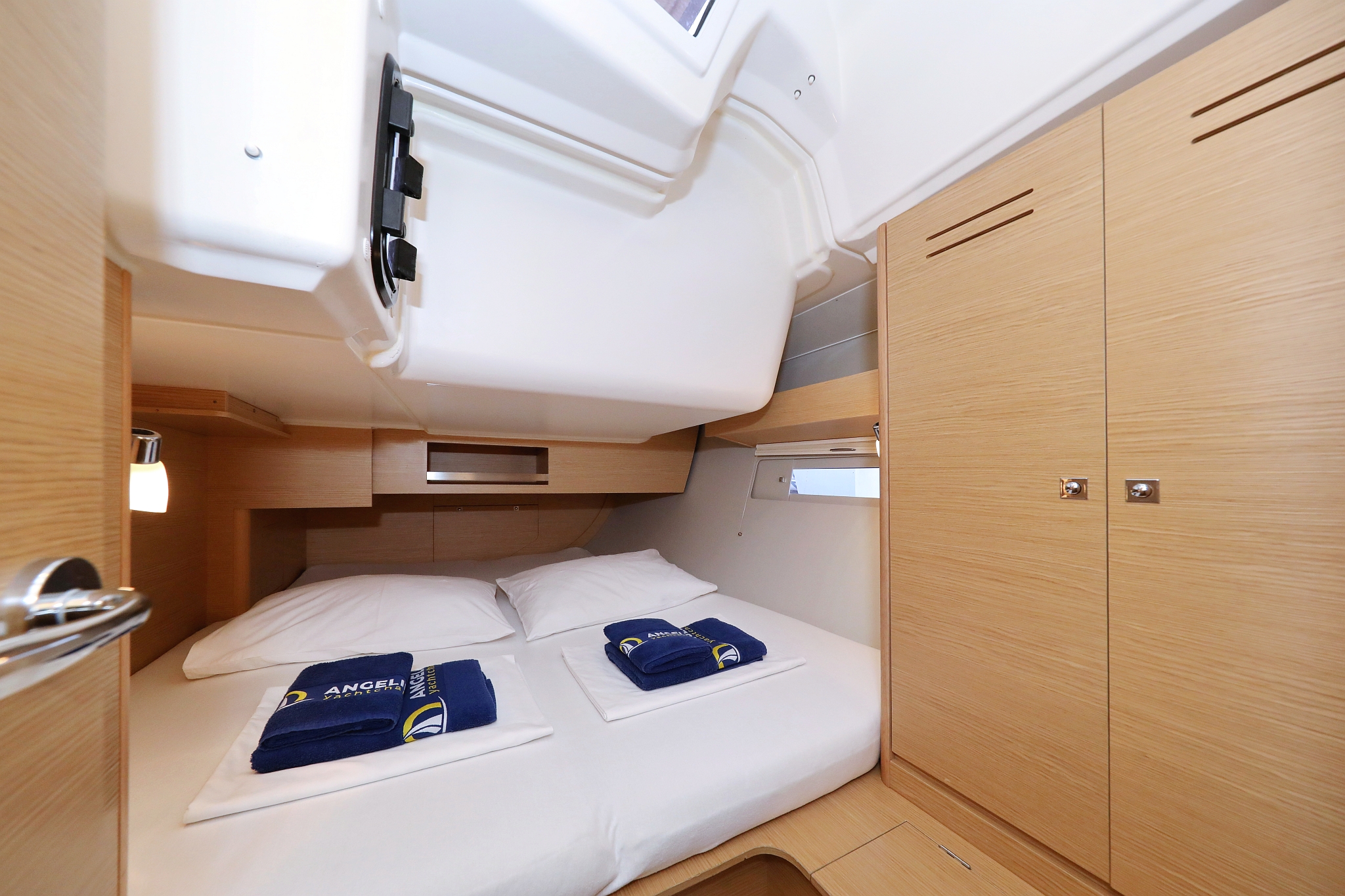 Dufour 390 GL — photo 27