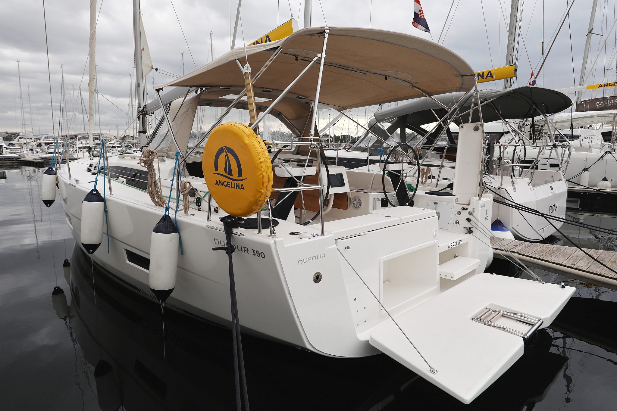 Dufour 390 GL — photo 41