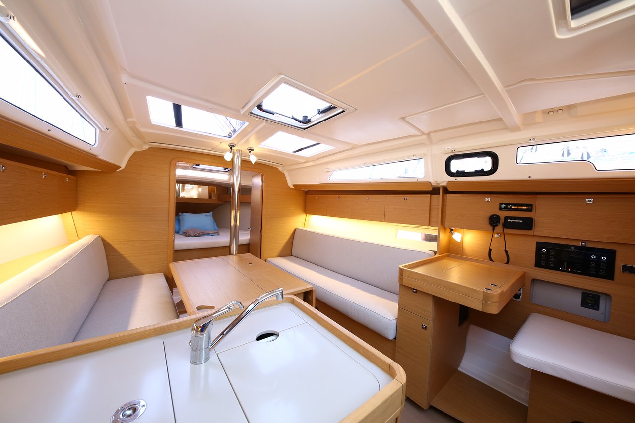 Dufour 360 GL — photo 5