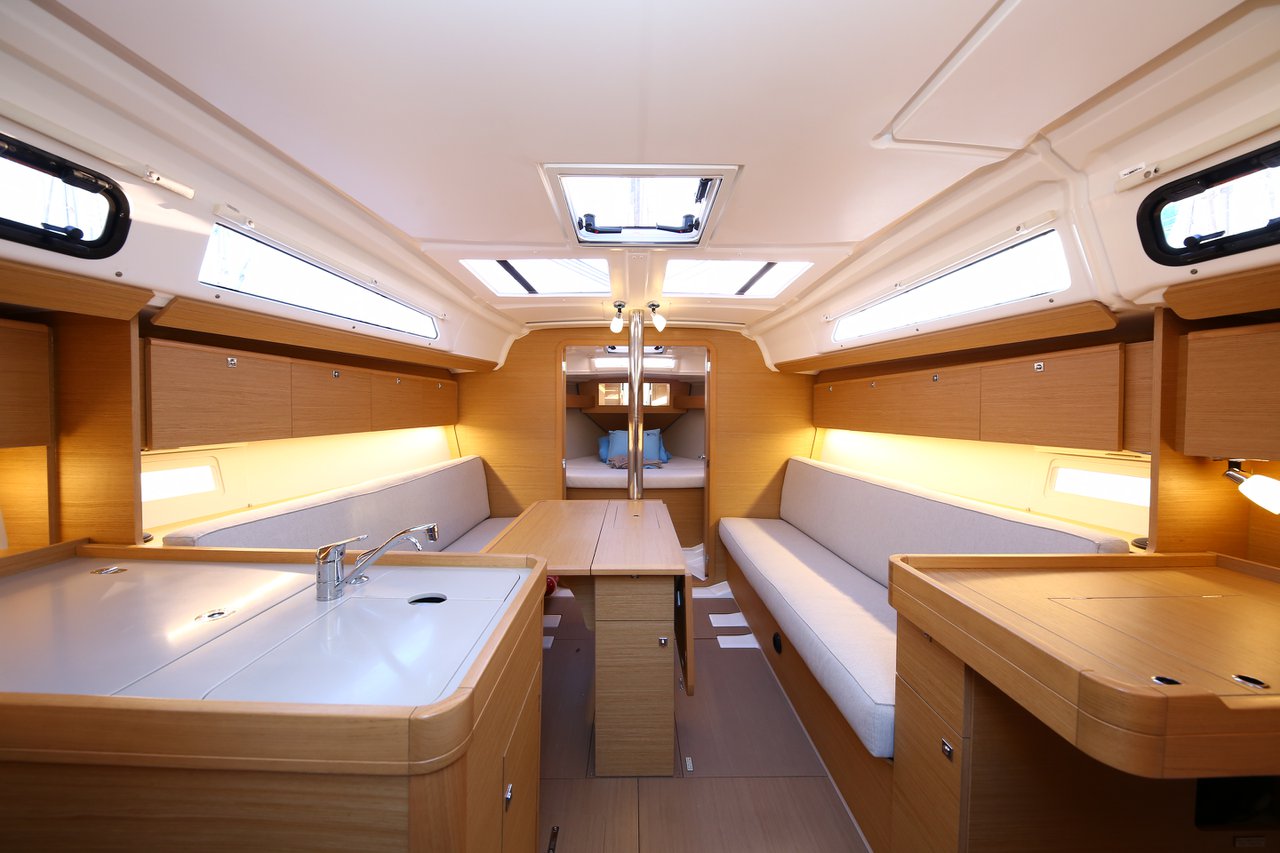 Dufour 360 GL — photo 6