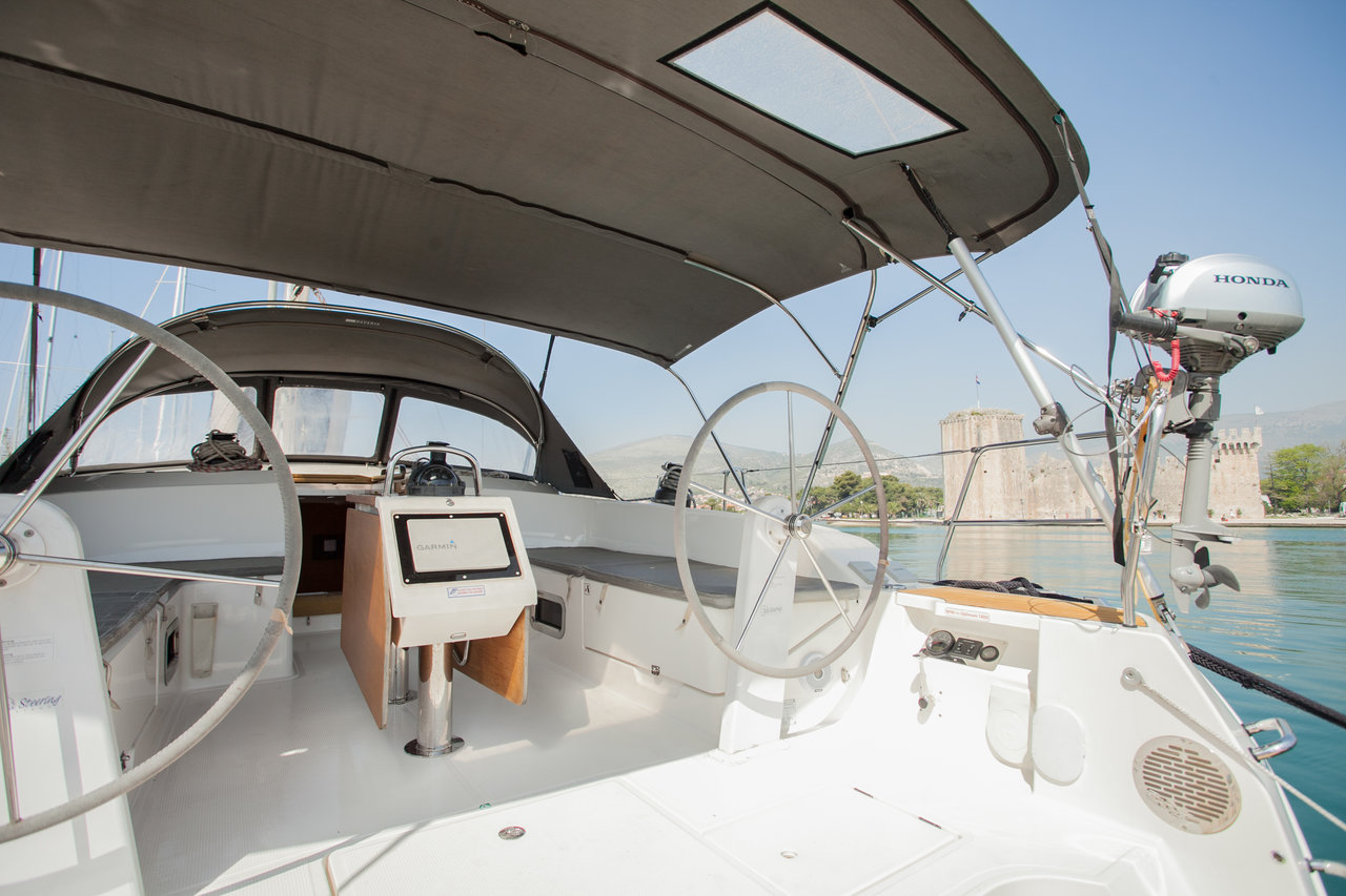 Bavaria Cruiser 51 — photo 4