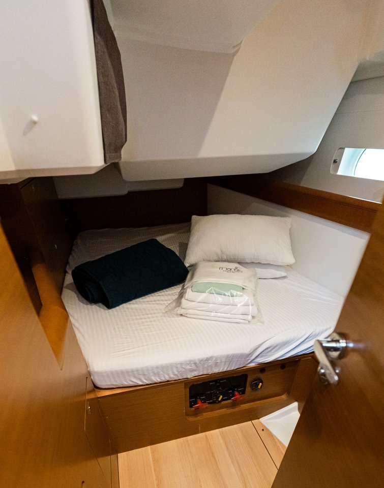 Sun Odyssey 479 - 4 cab. — photo 14