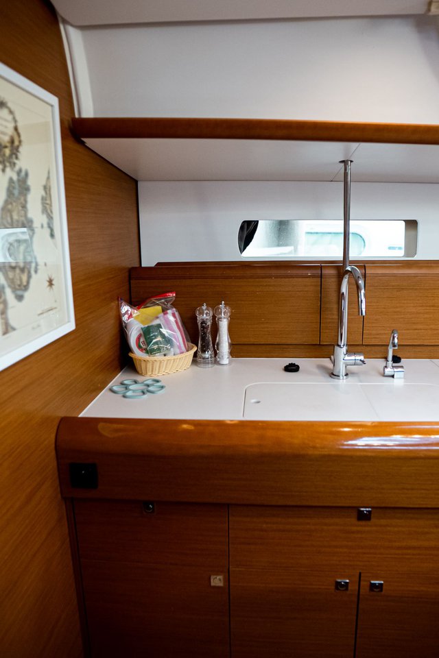 Sun Odyssey 479 - 4 cab. — photo 18