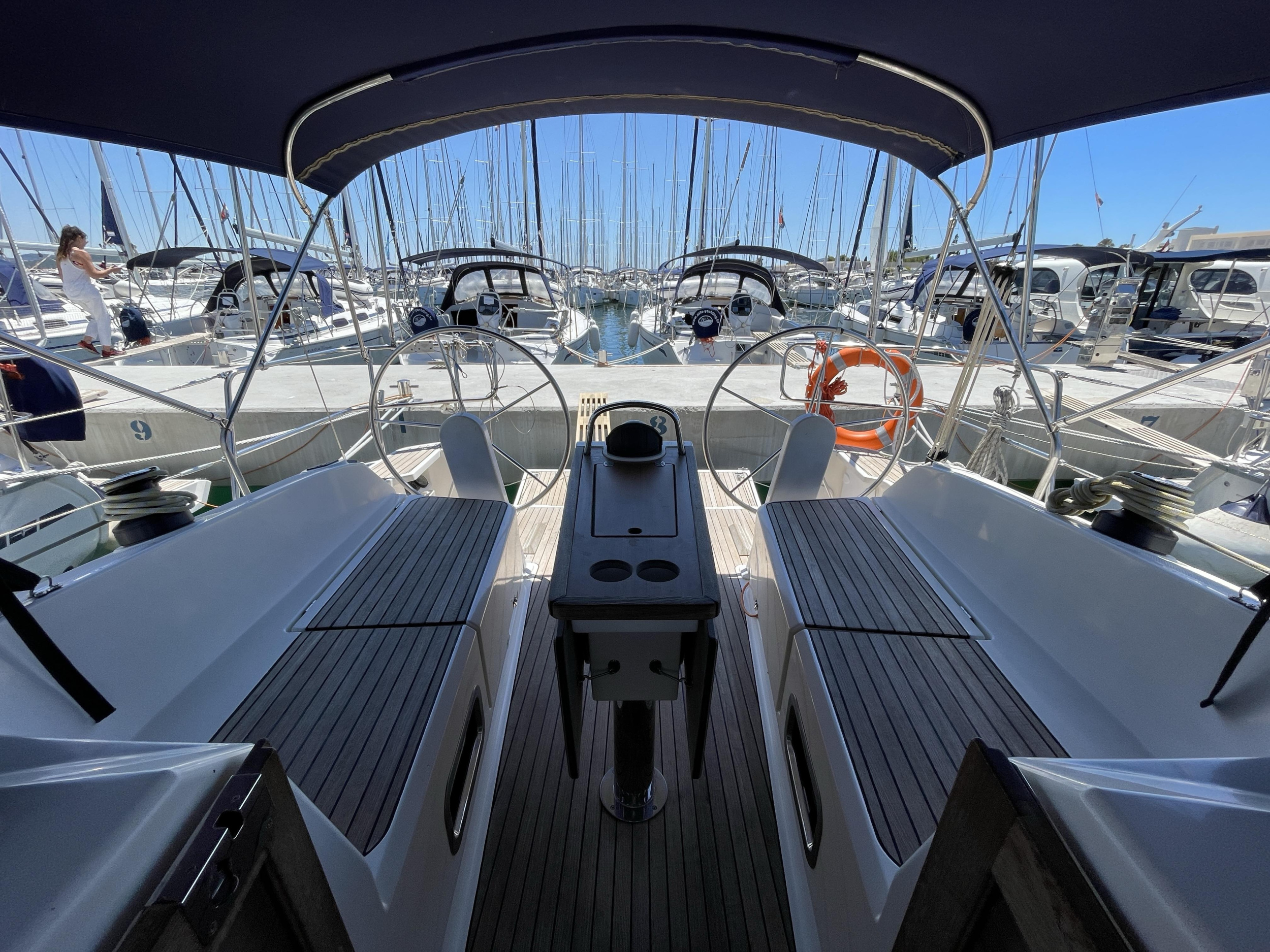 Bavaria Cruiser 37 - 3 cab. — photo 6