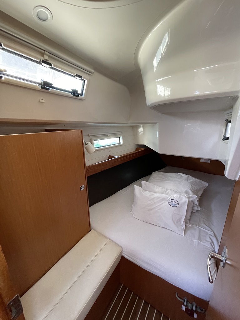 Bavaria Cruiser 37 - 3 cab. — photo 16