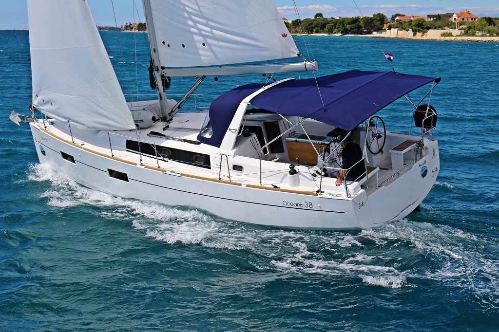 Oceanis 38 - 3 cab. — photo 1