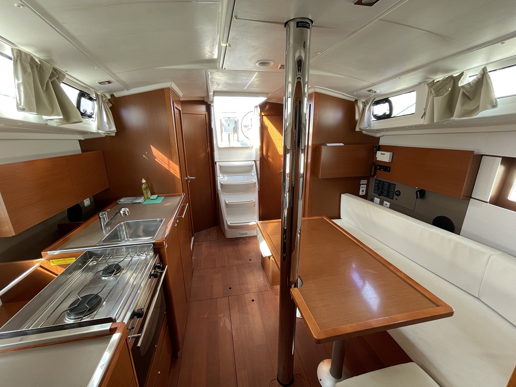 Oceanis 38 - 3 cab. — photo 9