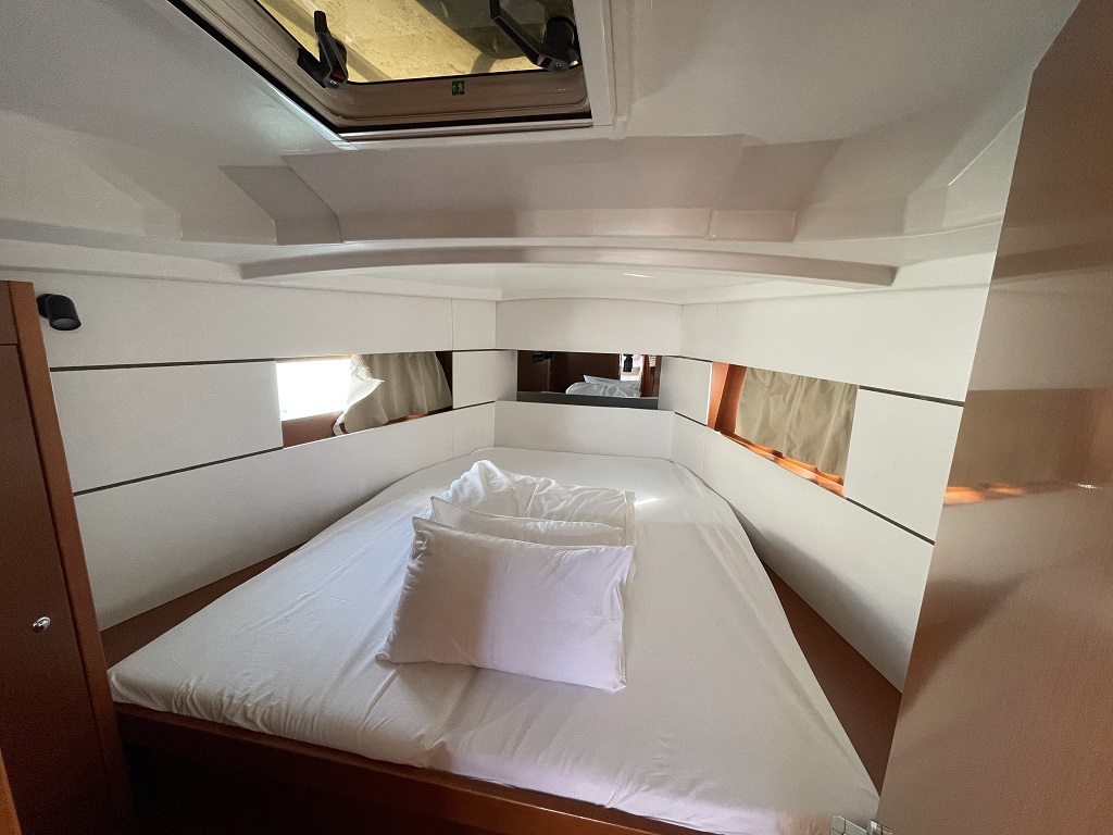 Oceanis 38 - 3 cab. — photo 11
