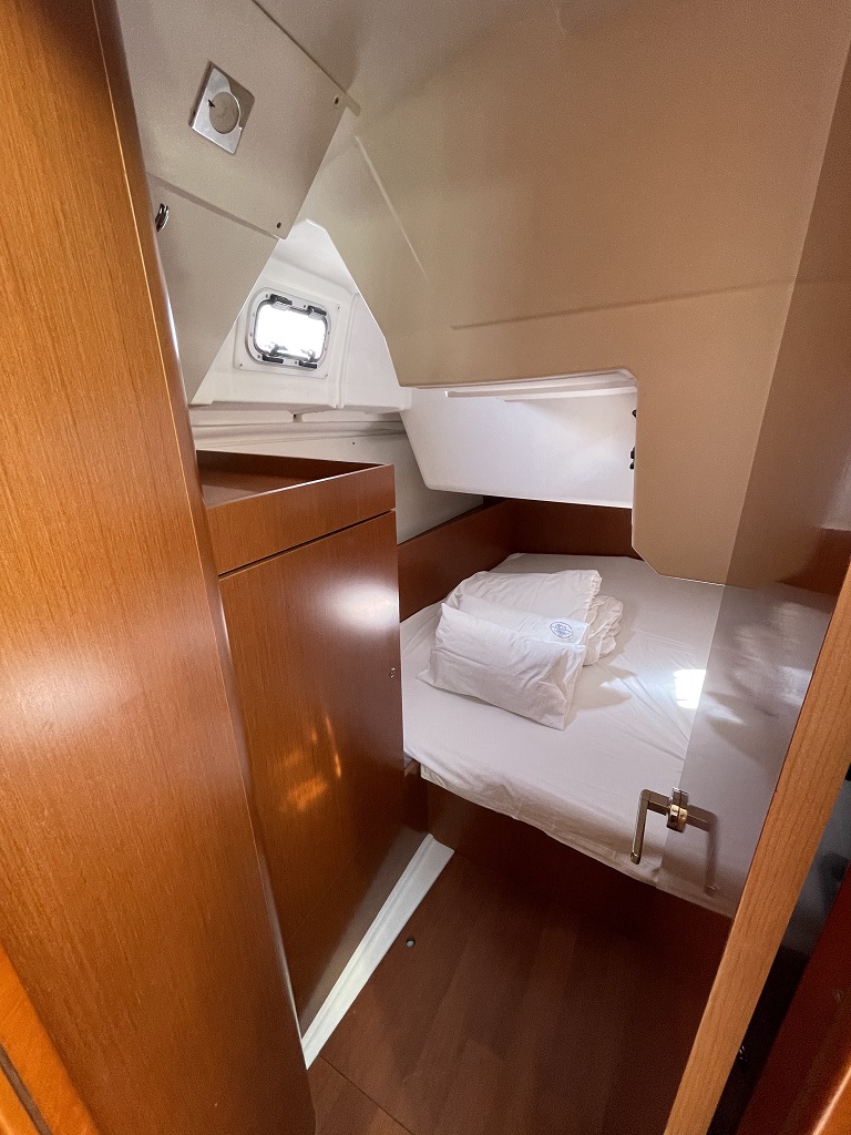 Oceanis 38 - 3 cab. — photo 12