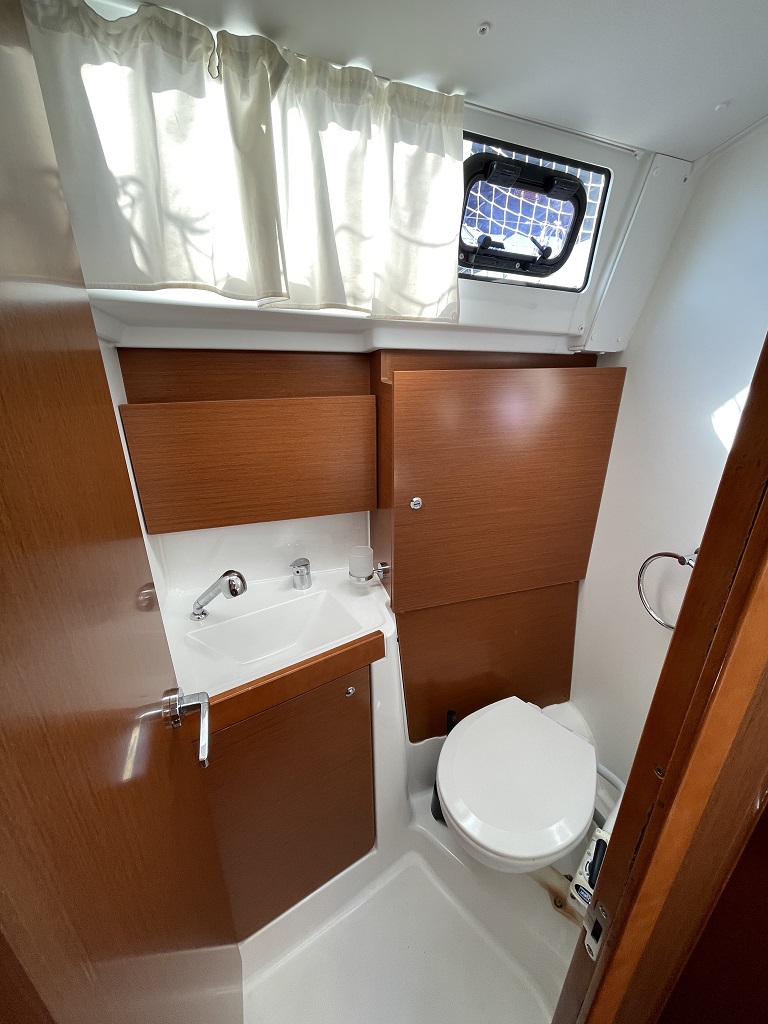 Oceanis 38 - 3 cab. — photo 14