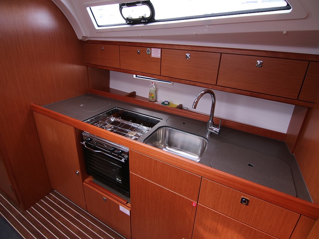 Bavaria Cruiser 41 - 3 cab. — photo 10