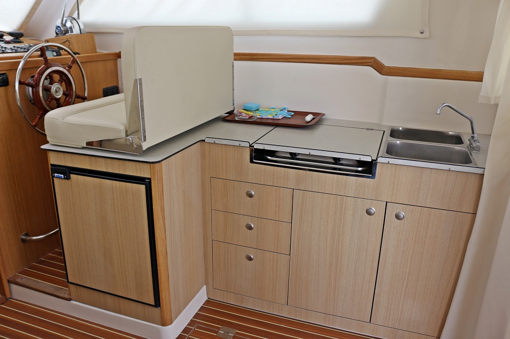 Adria 1002 Vektor — photo 9