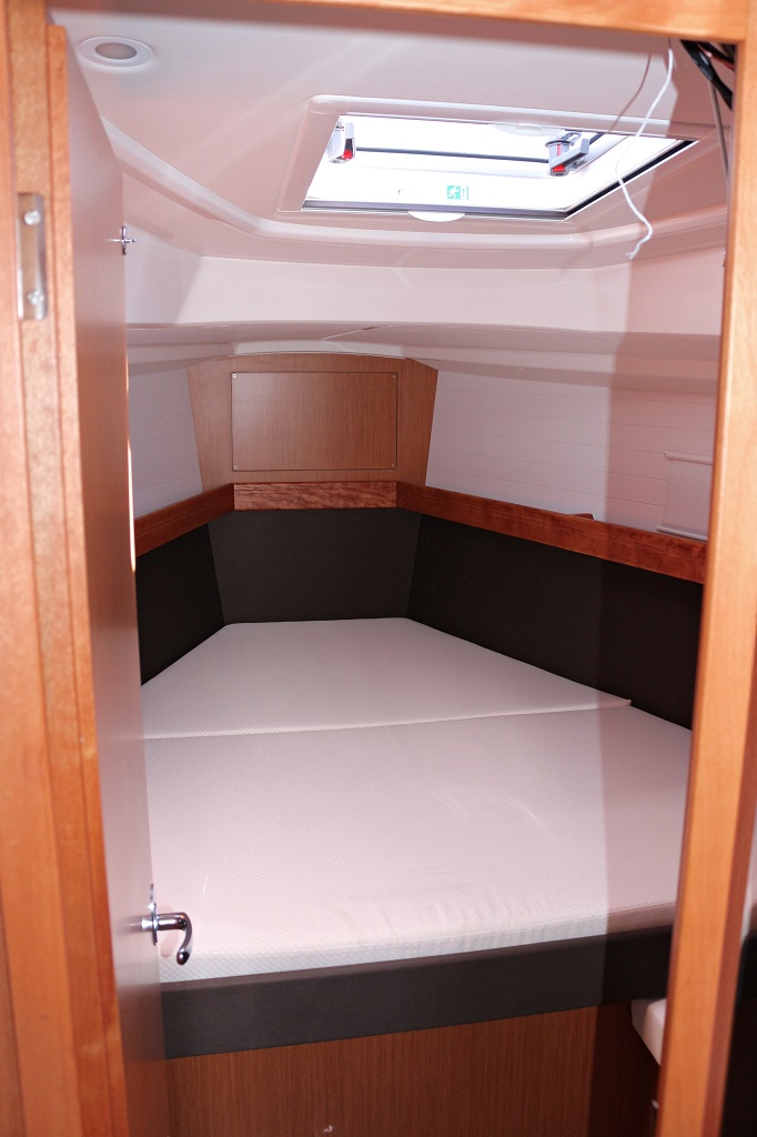 Bavaria Cruiser 37 - 3 cab. — photo 12