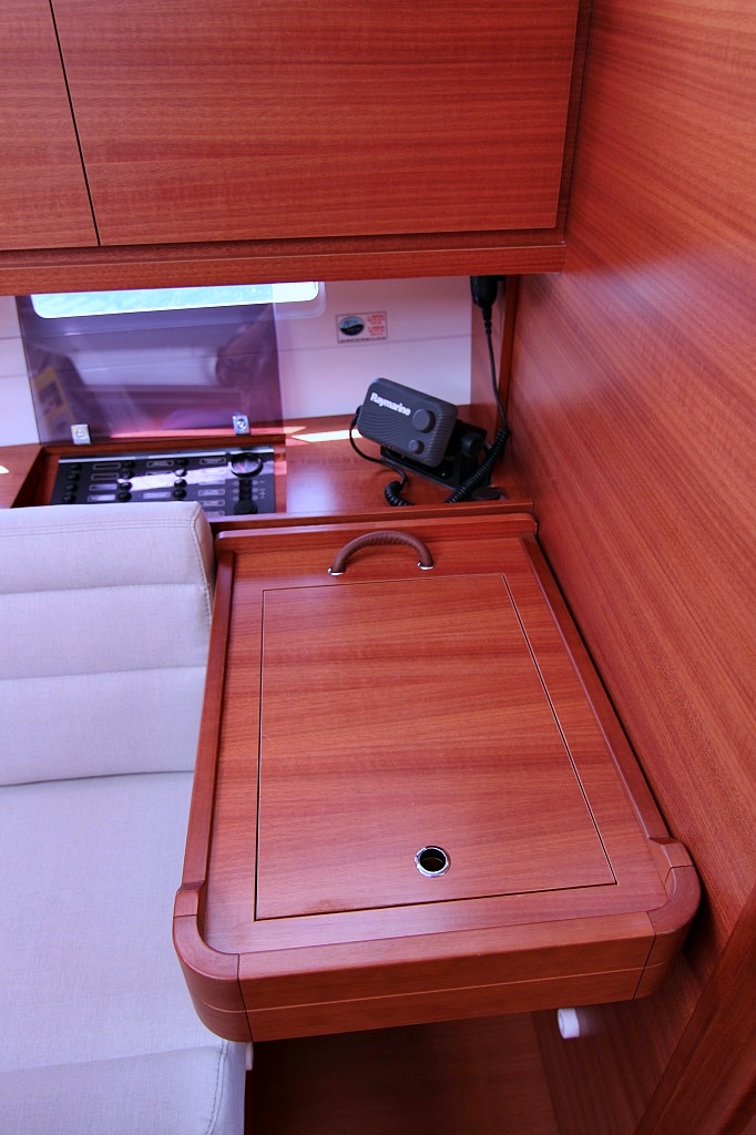 Dufour 382 GL — photo 14