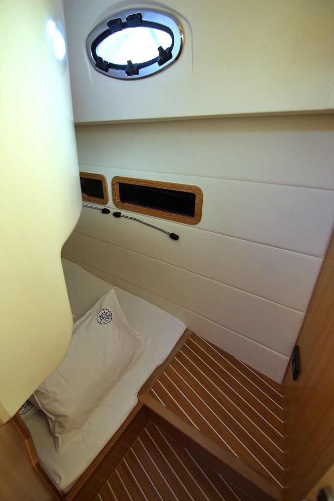 Adriana 36 — photo 23