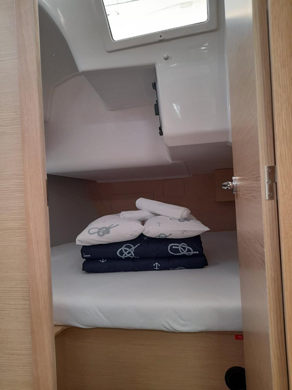 Dufour 412 — photo 10