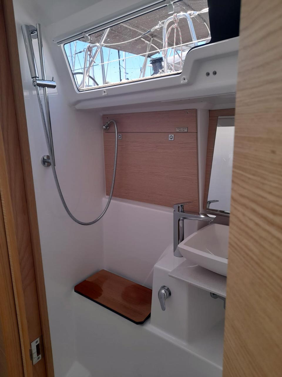 Dufour 412 — photo 13