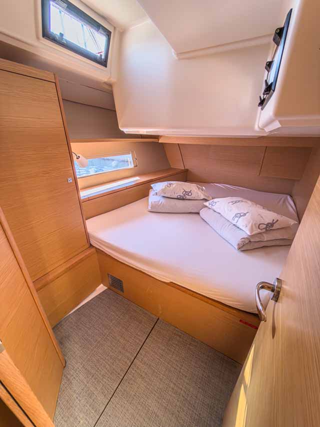 Dufour 470 performance - 4 cab. — photo 20