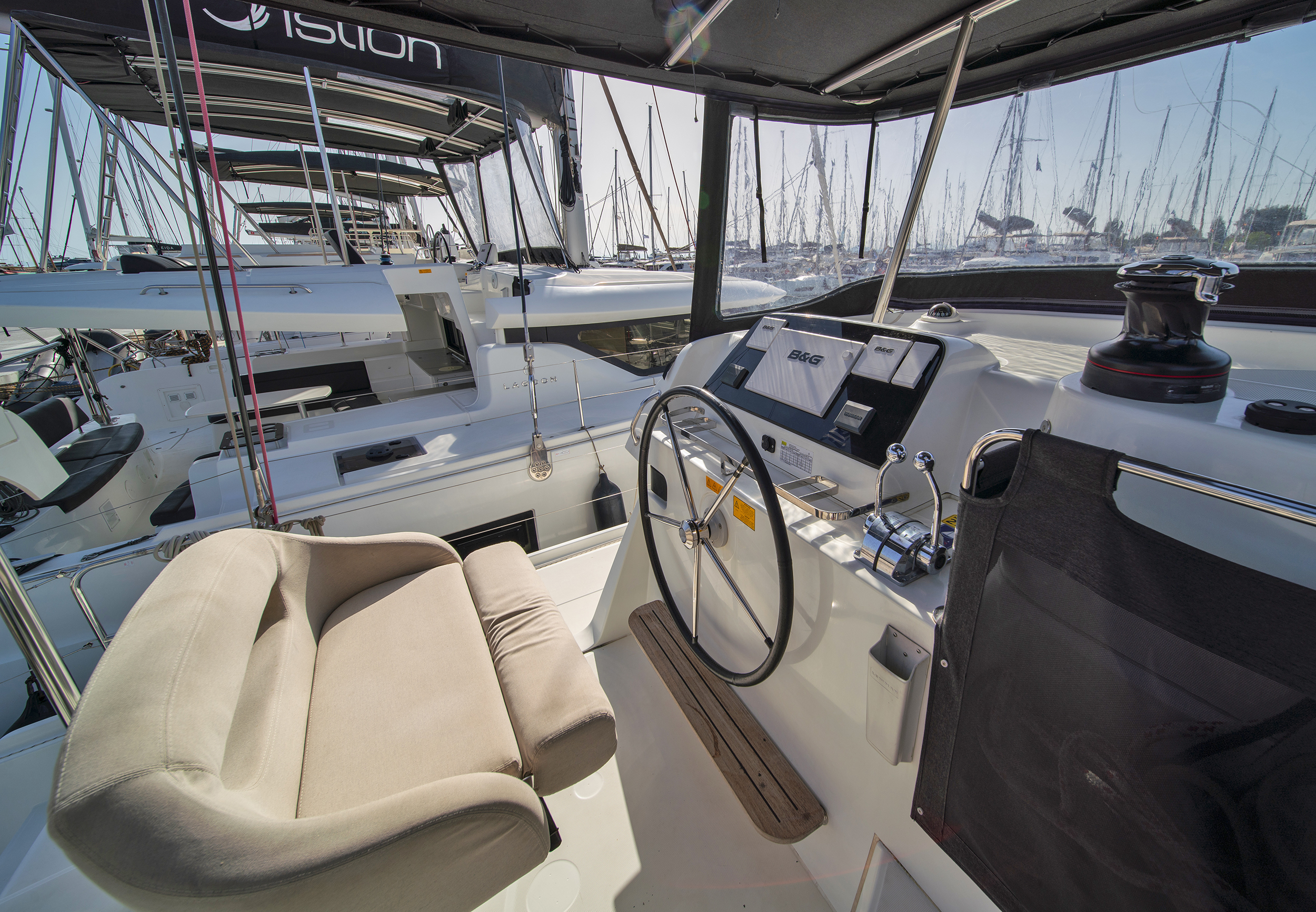 Lagoon 42 - 4 + 2 cab. — photo 10