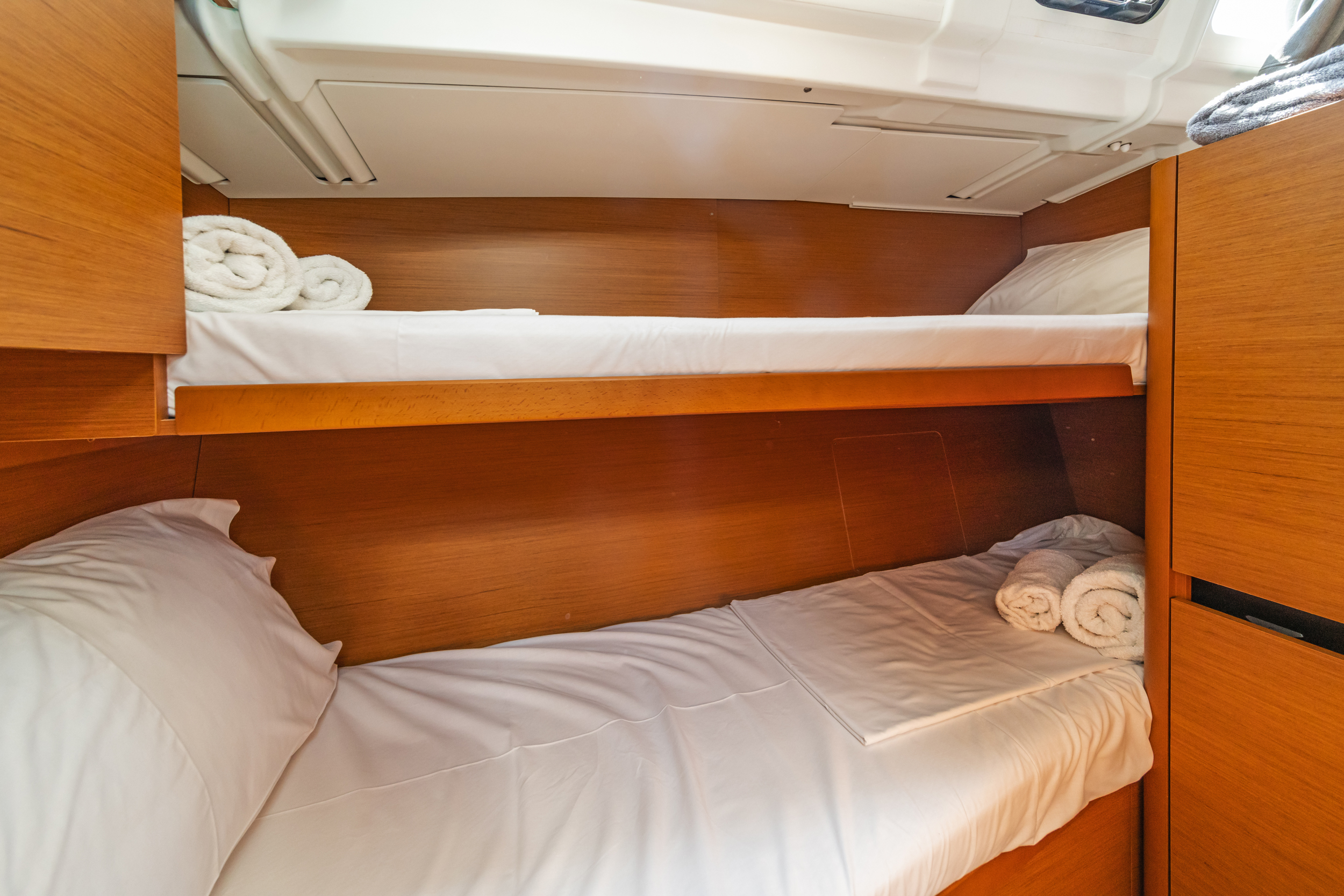 Sun Odyssey 490 - 5 + 1 cab. — photo 10