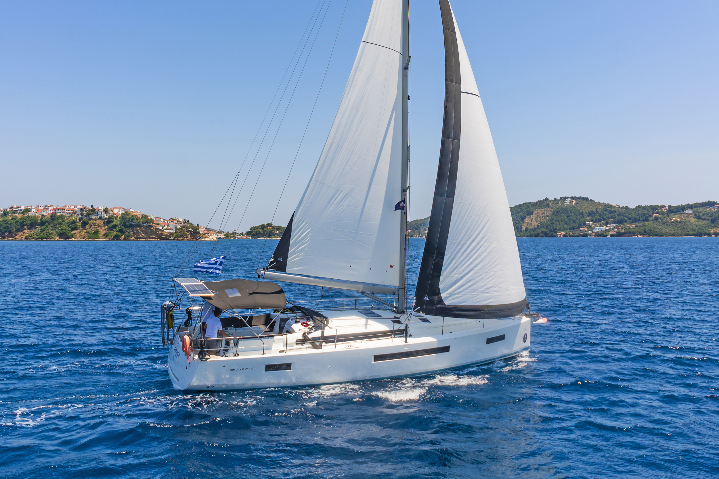 Sun Odyssey 490 - 5 + 1 cab. — photo 17