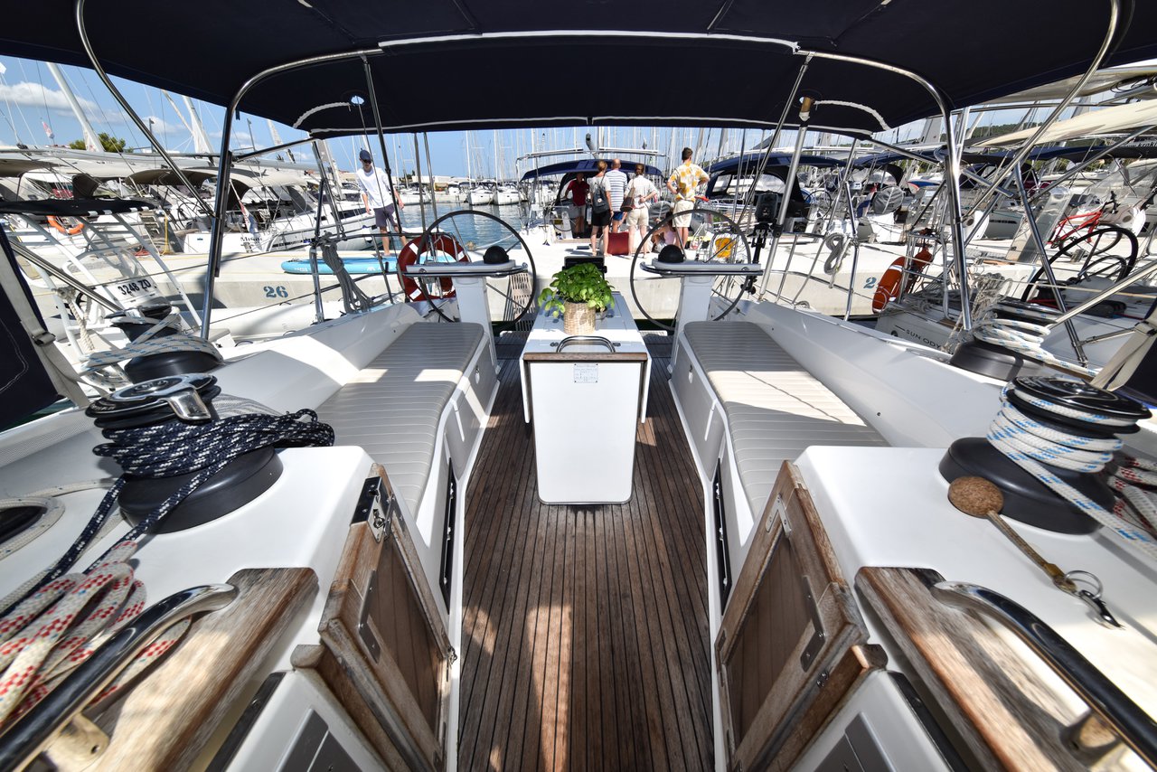 Bavaria Cruiser 45 - 4 cab. — photo 15