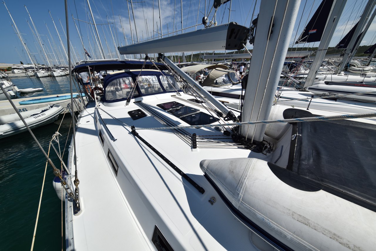Bavaria Cruiser 45 - 4 cab. — photo 24