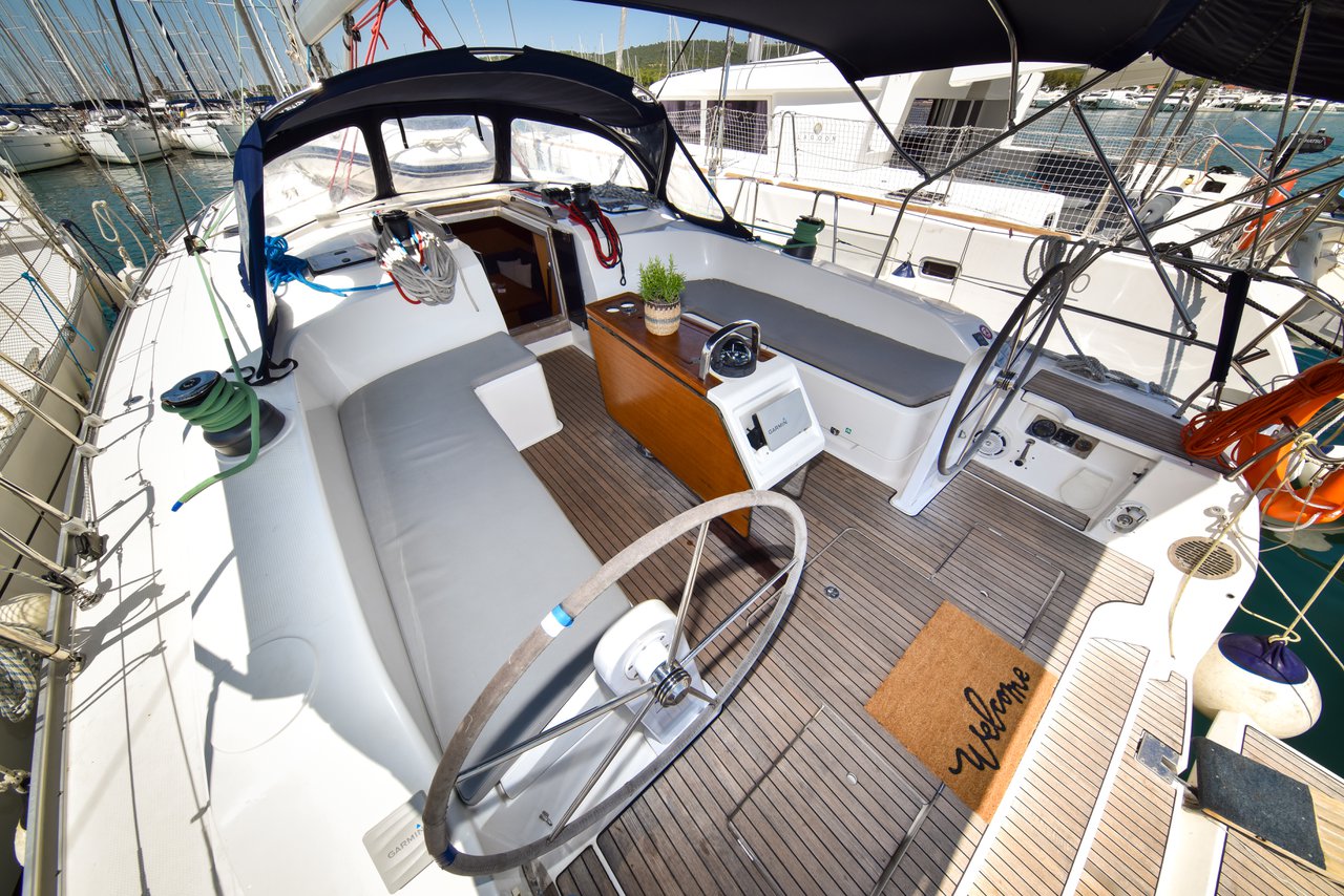 Bavaria Cruiser 51 — photo 5