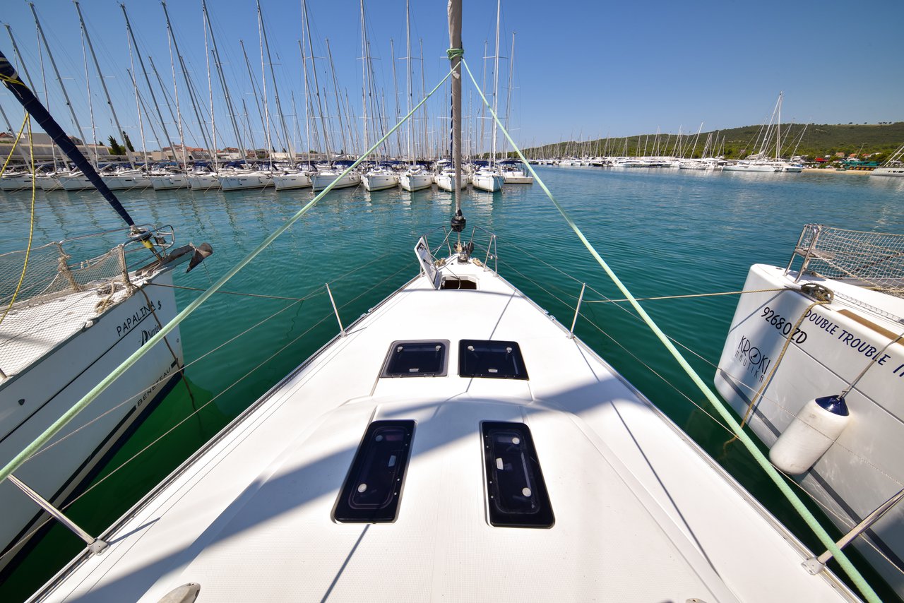 Bavaria Cruiser 51 — photo 9