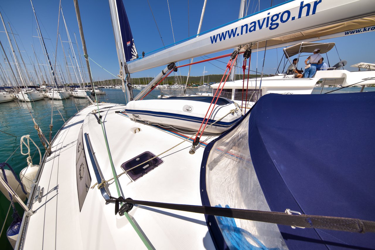Bavaria Cruiser 51 — photo 13
