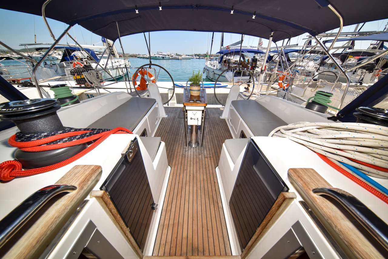 Bavaria Cruiser 51 — photo 15