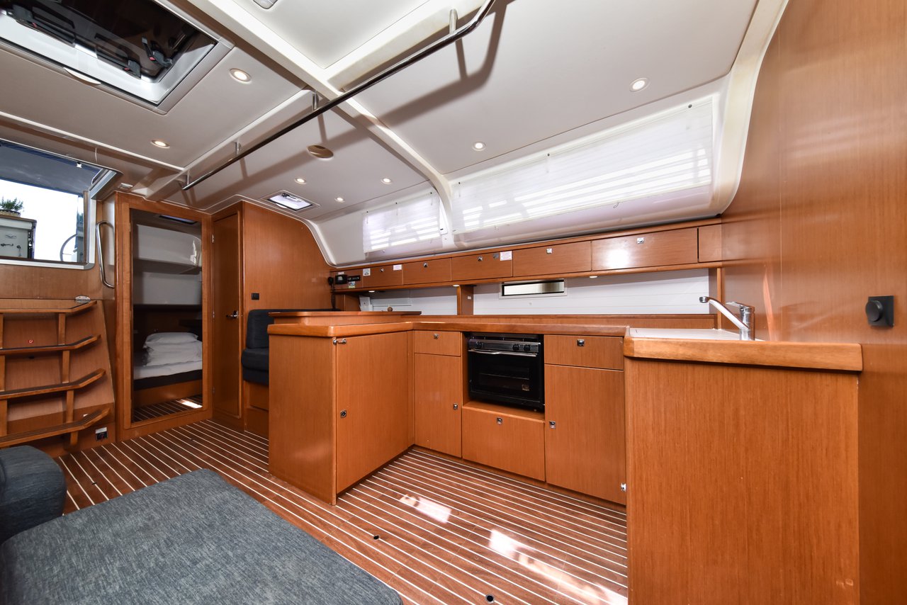 Bavaria Cruiser 51 — photo 20