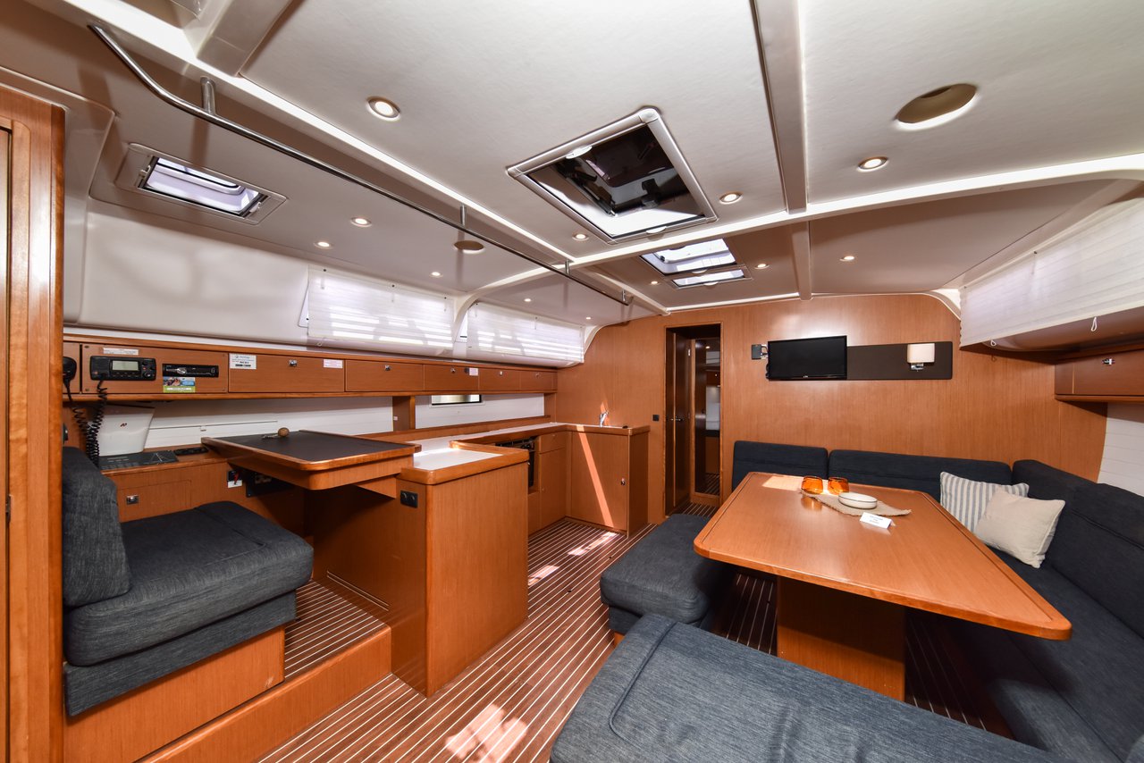 Bavaria Cruiser 51 — photo 21