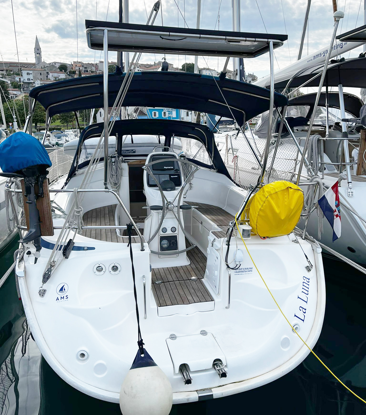 Bavaria 30 Cruiser — photo 1