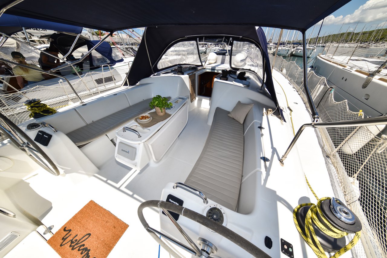 Cyclades 50.5 - 5 + 1 cab. — photo 6