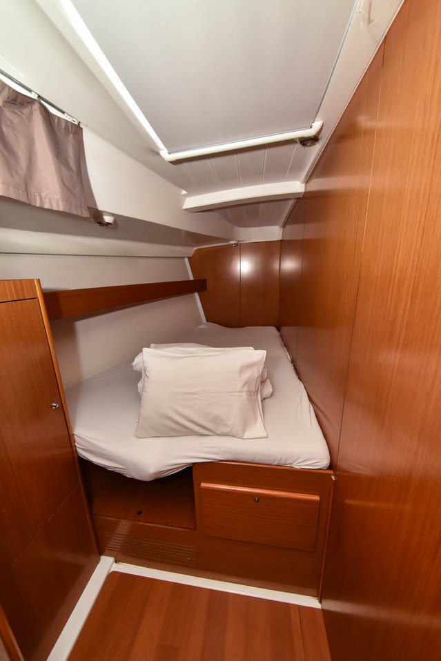 Cyclades 50.5 - 5 + 1 cab. — photo 35