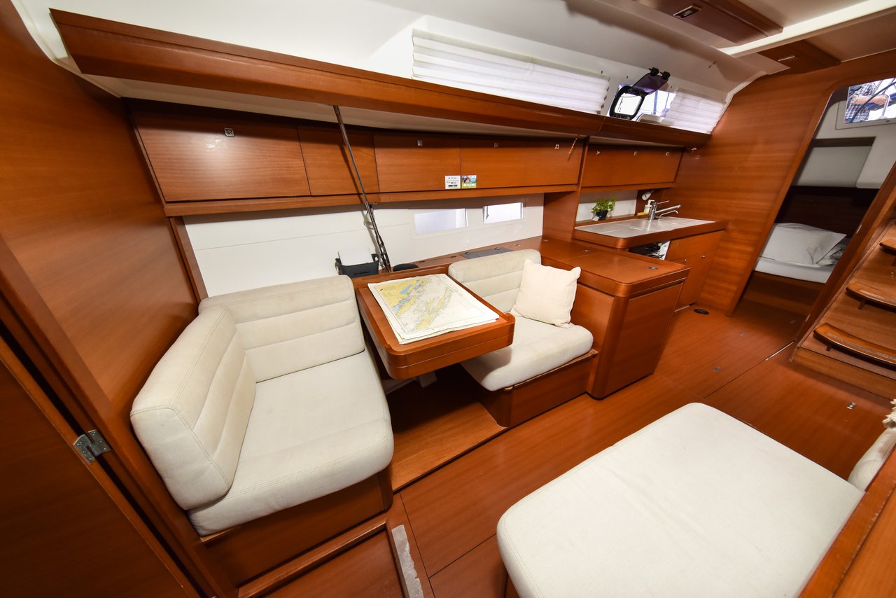 Dufour 410 GL — photo 10