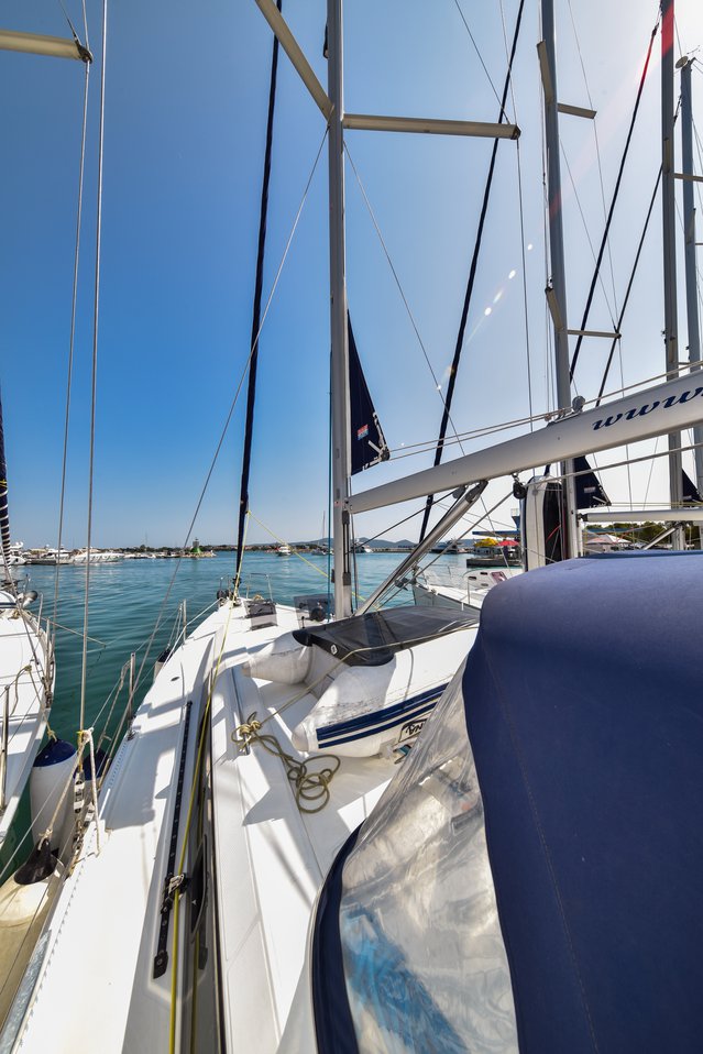 Oceanis 41.1 — photo 9